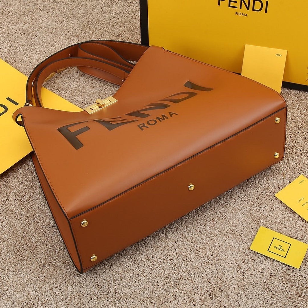 F e n d I peekaboo 42cm