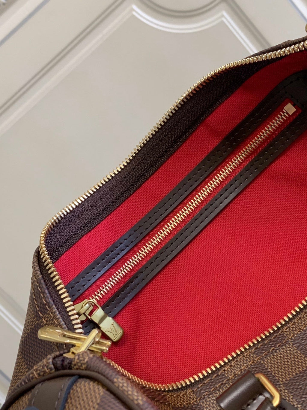 Brown color handbag speedy 30 cm