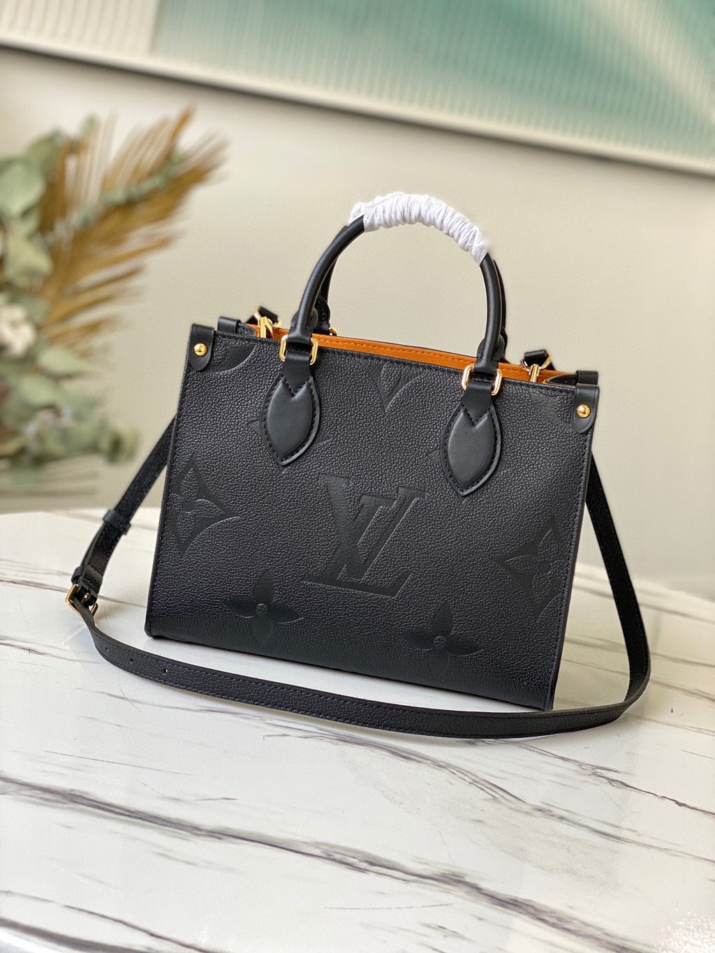 Bicolor handbag