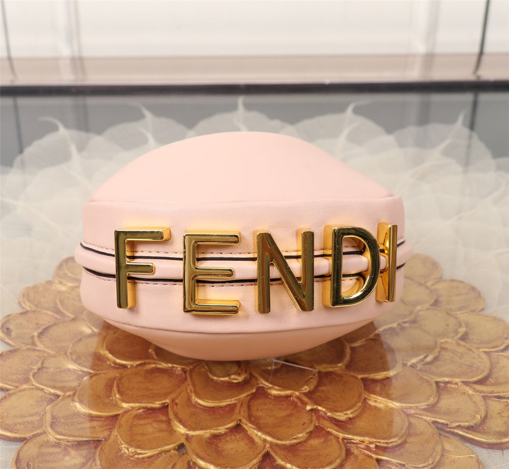 F e n d i moon pink 16.5 x 14 x 5 cm