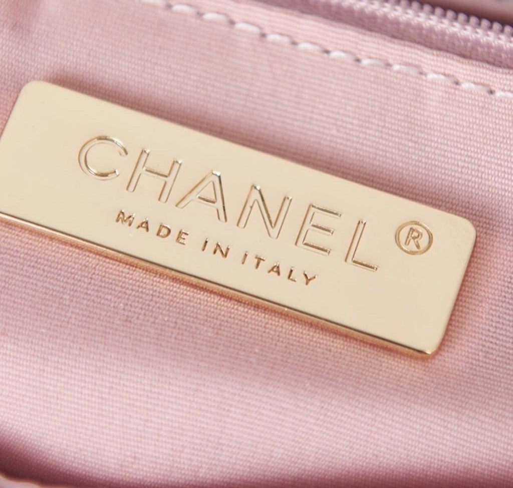 C h a n e l pink 26cm