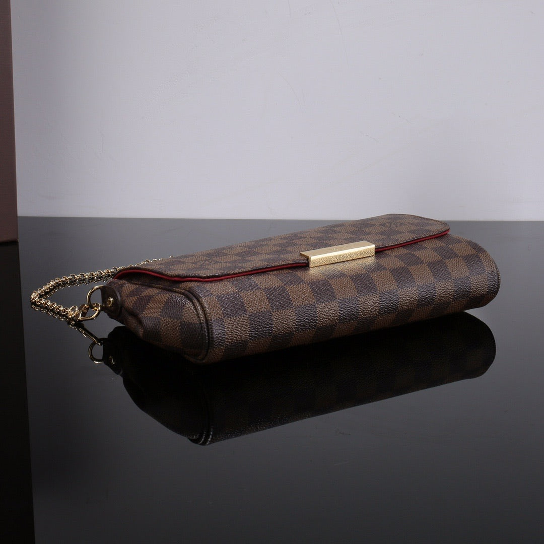 chain handbag monogram