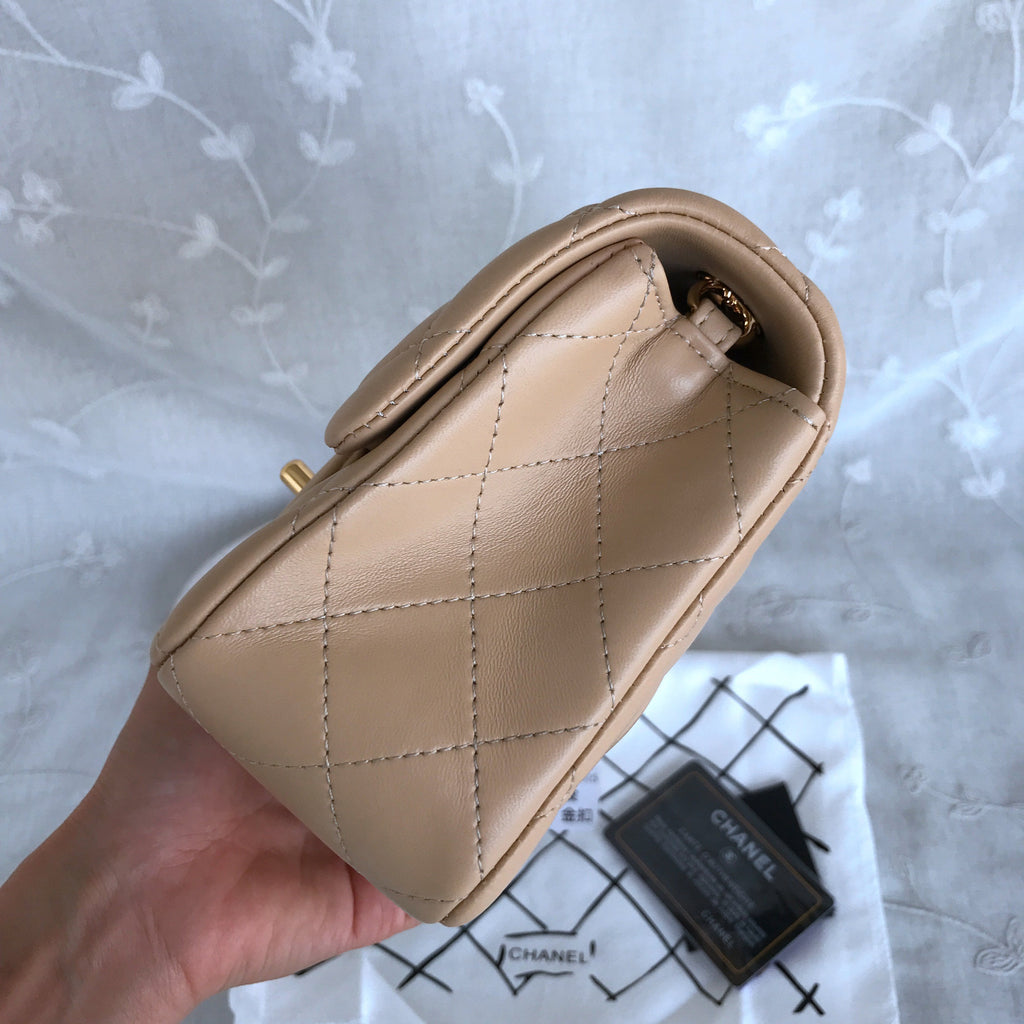 Chanel 17cm 2colors